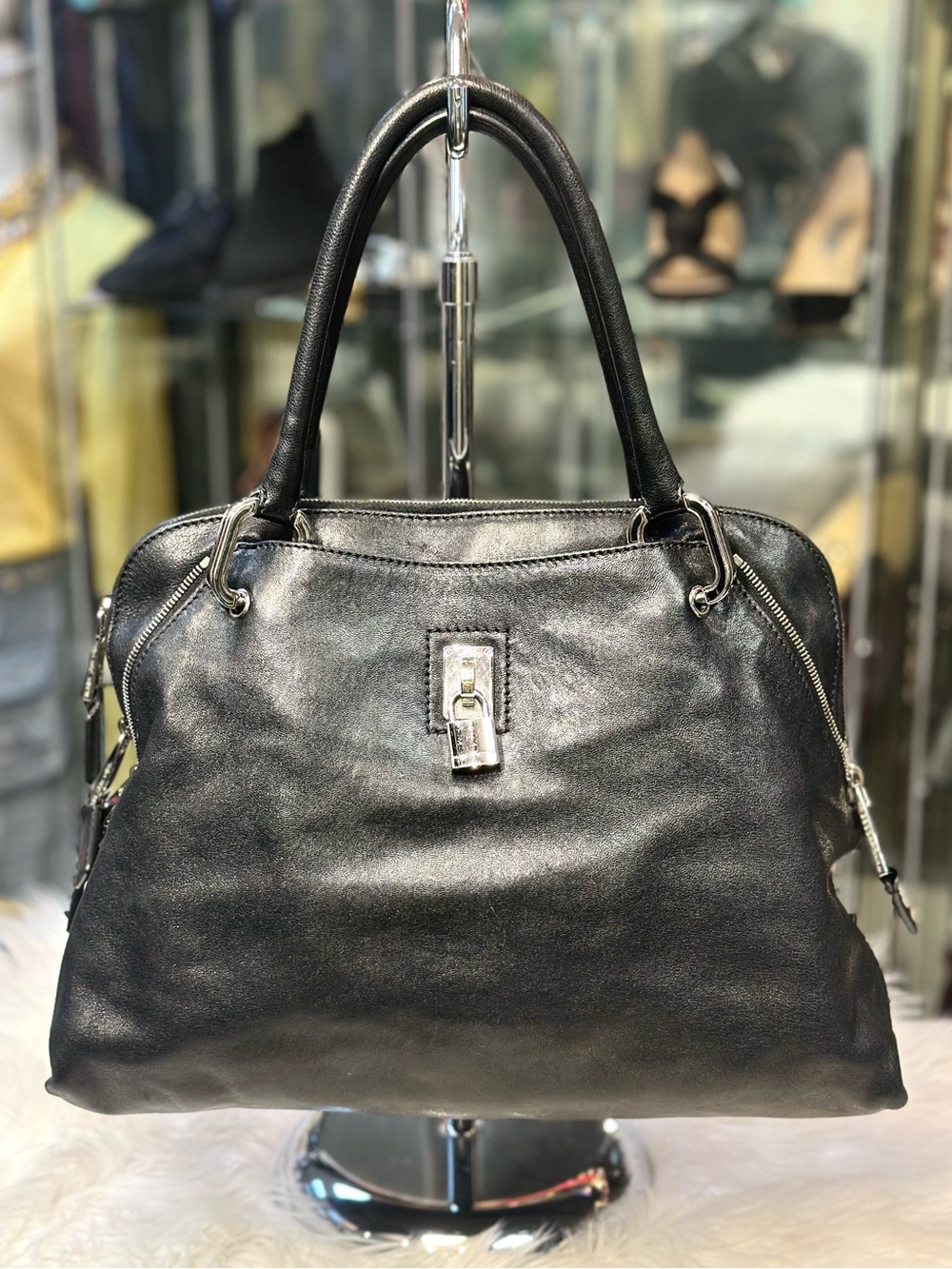 Marc Jacobs Black Leather Shoulder Bag with Gold Hardware